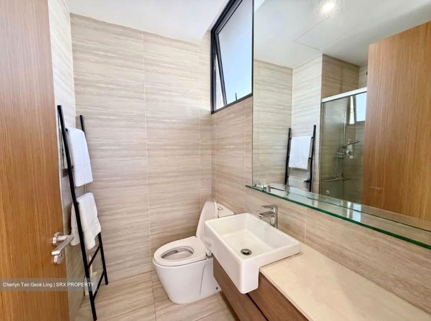 Alana (D28), Terrace #566530591